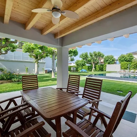 Villa Villa Carlotta - Porto Portese *